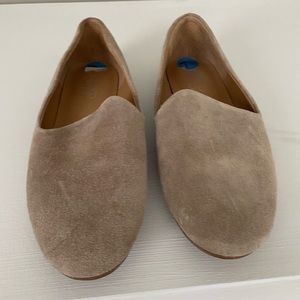 Slip on flats